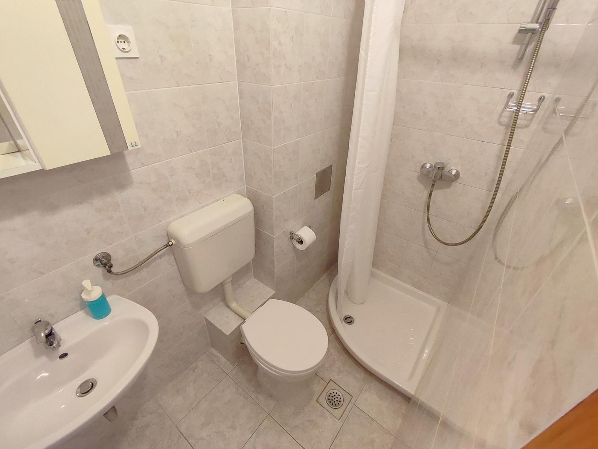 יאדריה Apartments And Rooms Saric מראה חיצוני תמונה